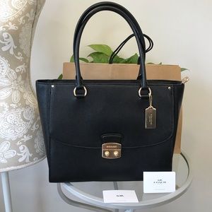 ⭐️COACH ⭐️❤️NWT AVARY Tote, Business Handbag Black